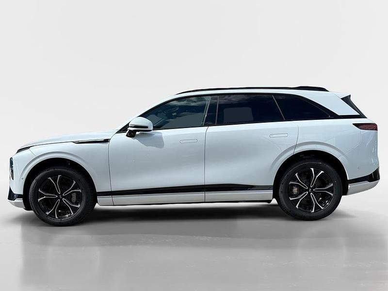 Neu XPENG G9 RWD Standard Range 230 kW (313 PS) 2025 Weiß SUV