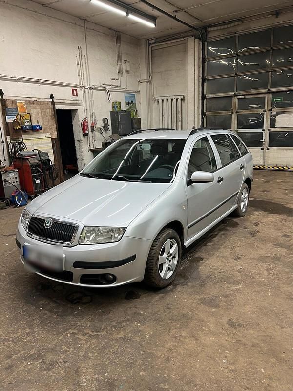 Gebraucht 2005 Skoda Fabia Kombi | 1.000 € (Guter Preis) - Bild 1/4