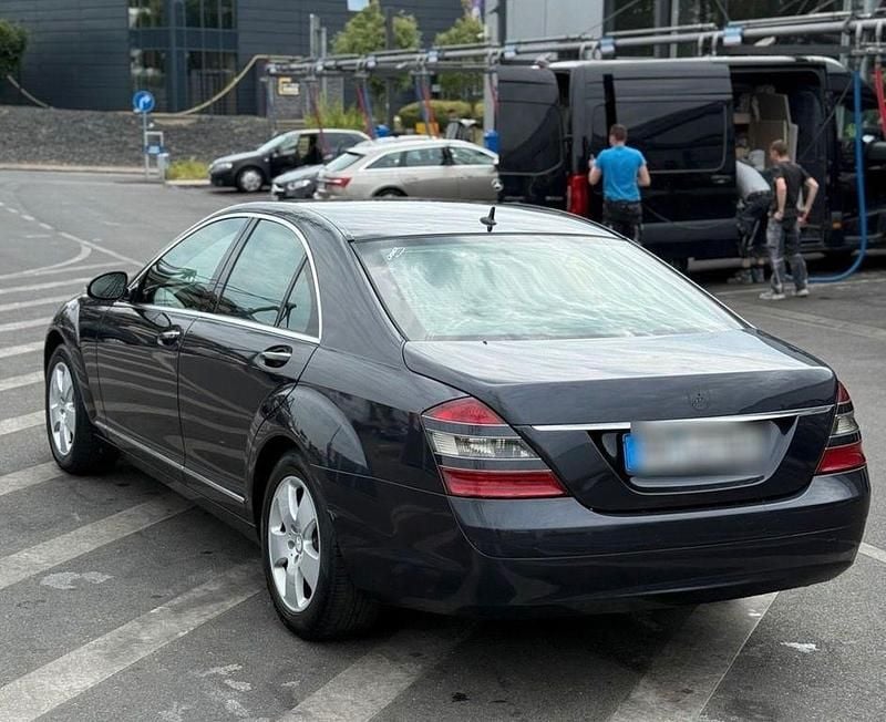 Gebraucht Mercedes S320 235 PS (172 kW) 2009 Schwarz Limousine