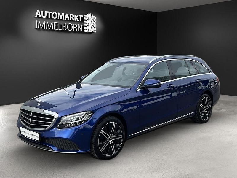 Gebraucht Mercedes C300e Exclusive 320 PS (235 kW) 2020 Blau (metallic) Kombi