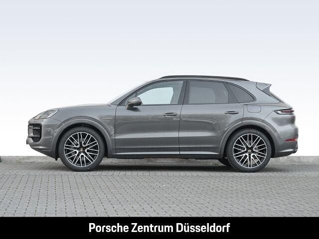 Gebraucht Porsche Cayenne 470 PS (345 kW) 2022 Grau SUV