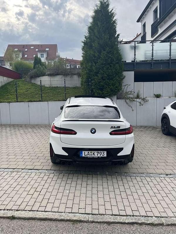 Weiß Gebraucht 2024 BMW X4 Competition Edition SUV | 69.999 € (Superpreis) - Bild 1/3