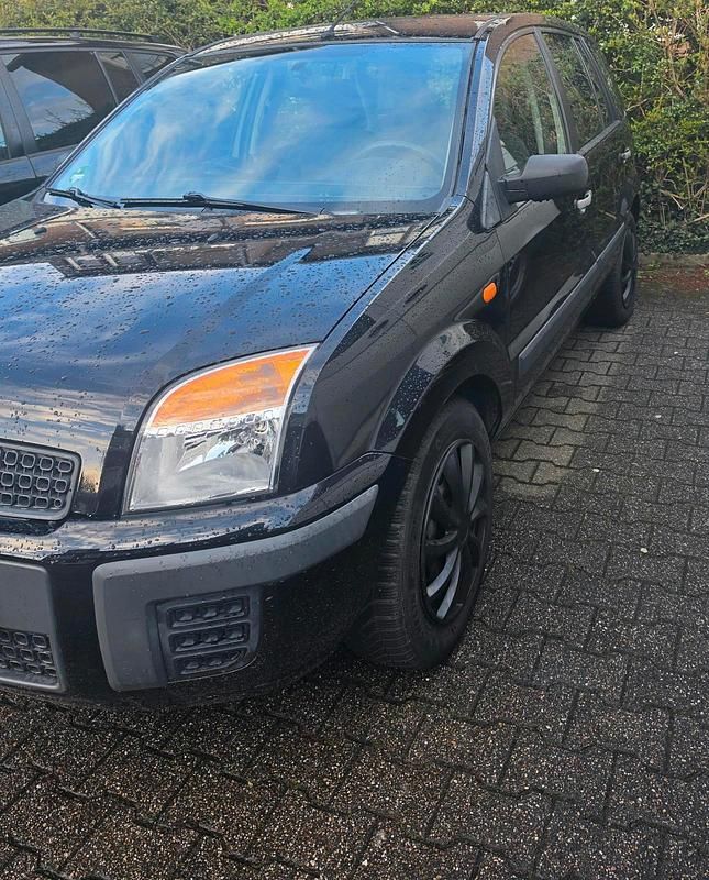 Gebraucht Ford Fusion 80 PS (58 kW) 2008 Schwarz Kleinwagen