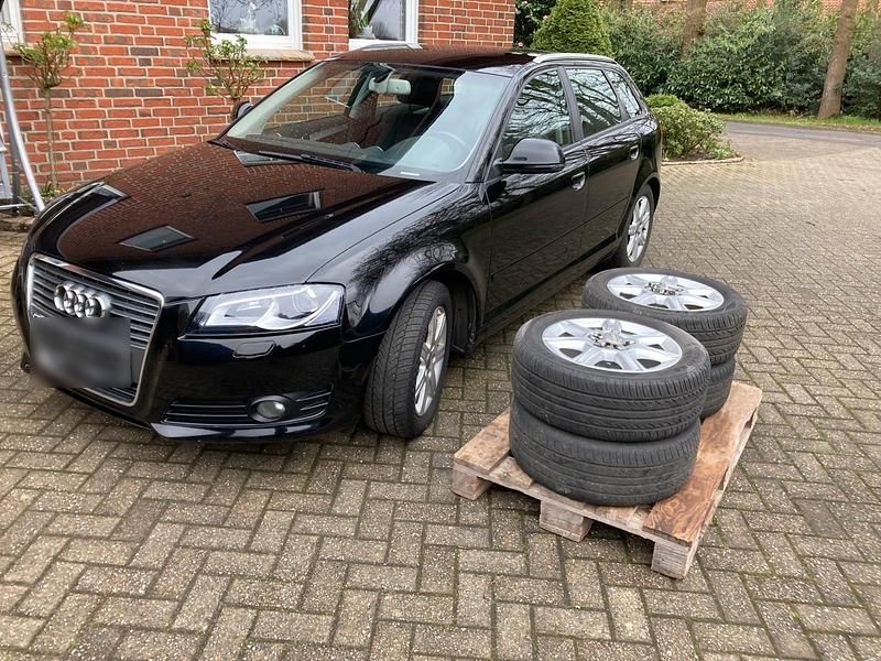 Second-hand Audi A3 125 CP (91 kW) 2009 Negru Hatchback