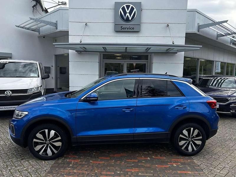 Gebraucht VW T-Roc Move 150 PS (110 kW) 2023 Ravennablau (metallic) SUV