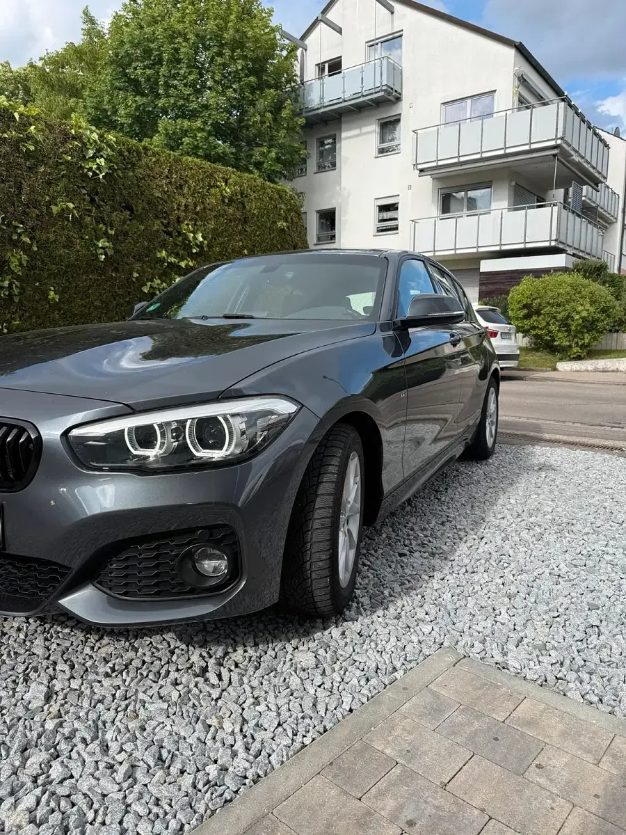 Gebraucht BMW 120 M Sport 184 PS (135 kW) 2018 Grau Kleinwagen