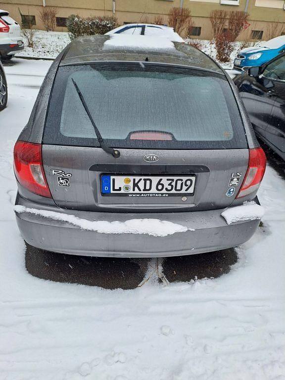 Gebraucht Kia Rio 82 PS (60 kW) 2003 Grau Limousine