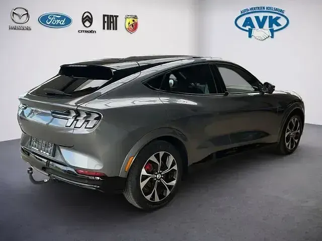Usata Ford Mustang Mach-E 275 kW (375 CV) 2021 Grigio SUV