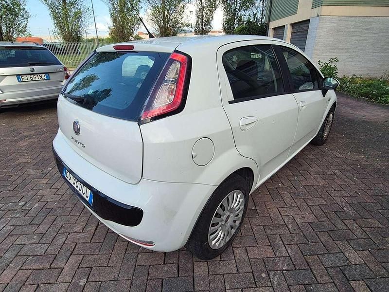 Gebraucht Fiat Punto Evo Dynamic 75 PS (55 kW) 2011 Weiß Kleinwagen