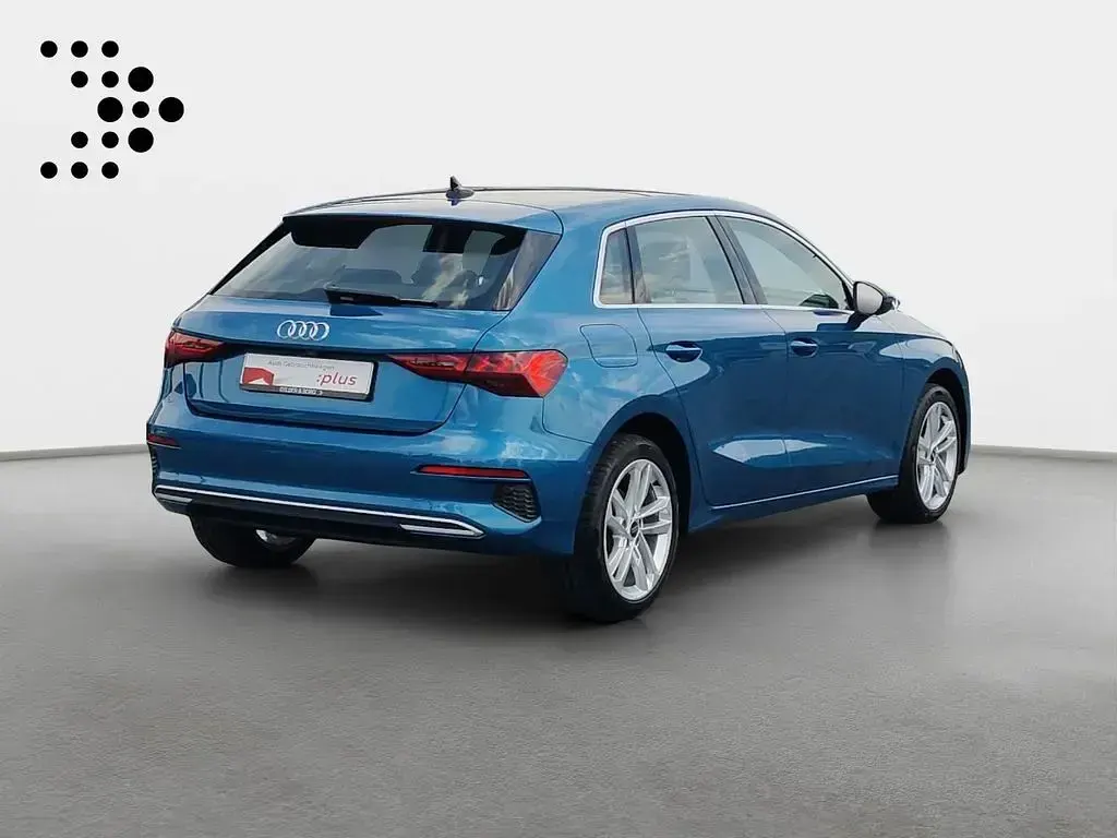Gebraucht Audi A3 Advanced Plus 150 PS (110 kW) 2023 Atollblau metallic Limousine