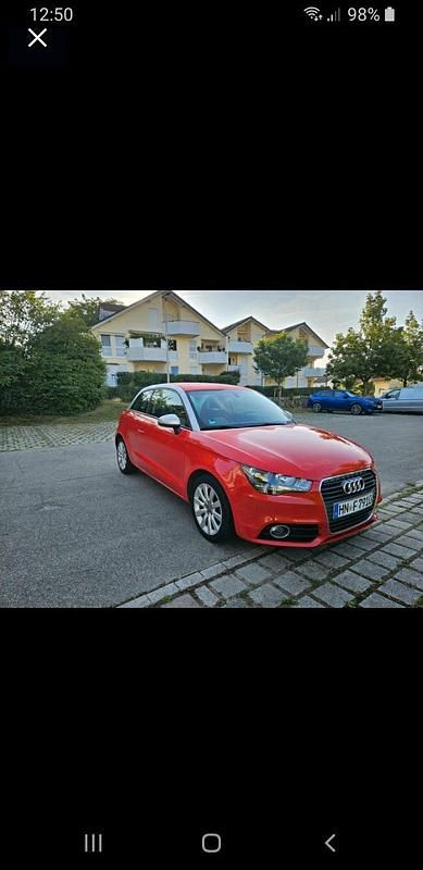 Rot Gebraucht 2012 Audi A1 Kleinwagen | 9.450 € (Etwas zu teuer) - Bild 1/4