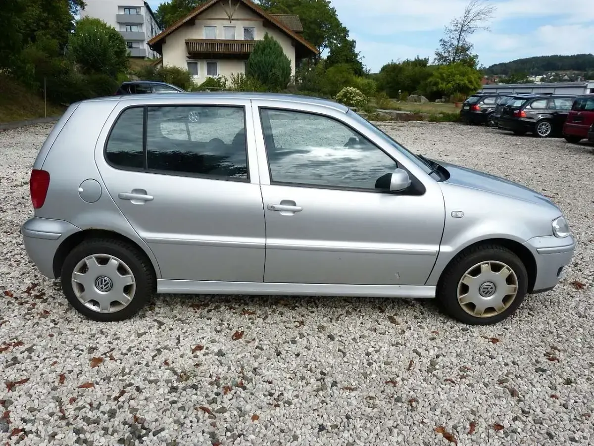 Gebraucht VW Polo Edition 60 PS (44 kW) 2001 Reflexsilber metallic Kleinwagen