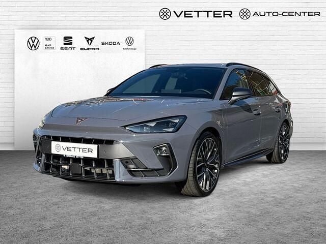 Graphene grau Gebraucht 2024 Cupra Leon VZ Kombi | 41.899 € (Fairer Preis) - Bild 1/2