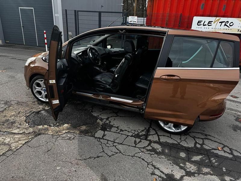 Gebraucht Ford B-MAX Individual 120 PS (88 kW) 2013 Braun Van / Kleinbus