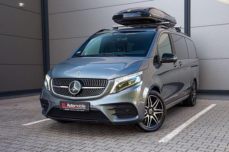 Grau Gebraucht 2022 Mercedes V300 Exclusive Van / Kleinbus | 67.990 € (Teuer) - Bild 1/4