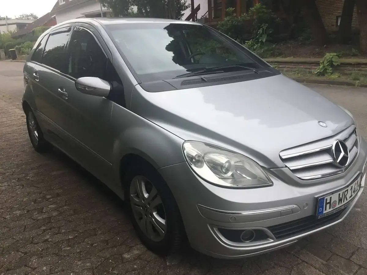 Gebraucht Mercedes B200 136 PS (100 kW) 2006 Van / Kleinbus