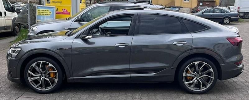 Gebraucht Audi e-tron S-Line 300 kW (408 PS) 2020 Grau SUV