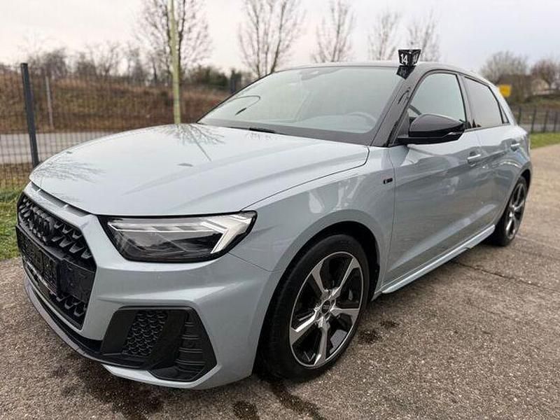 Pfeilgrau perleffekt Gebraucht 2021 Audi A1 S-Line Kleinwagen | 23.790 € (Etwas zu teuer) - Bild 1/4