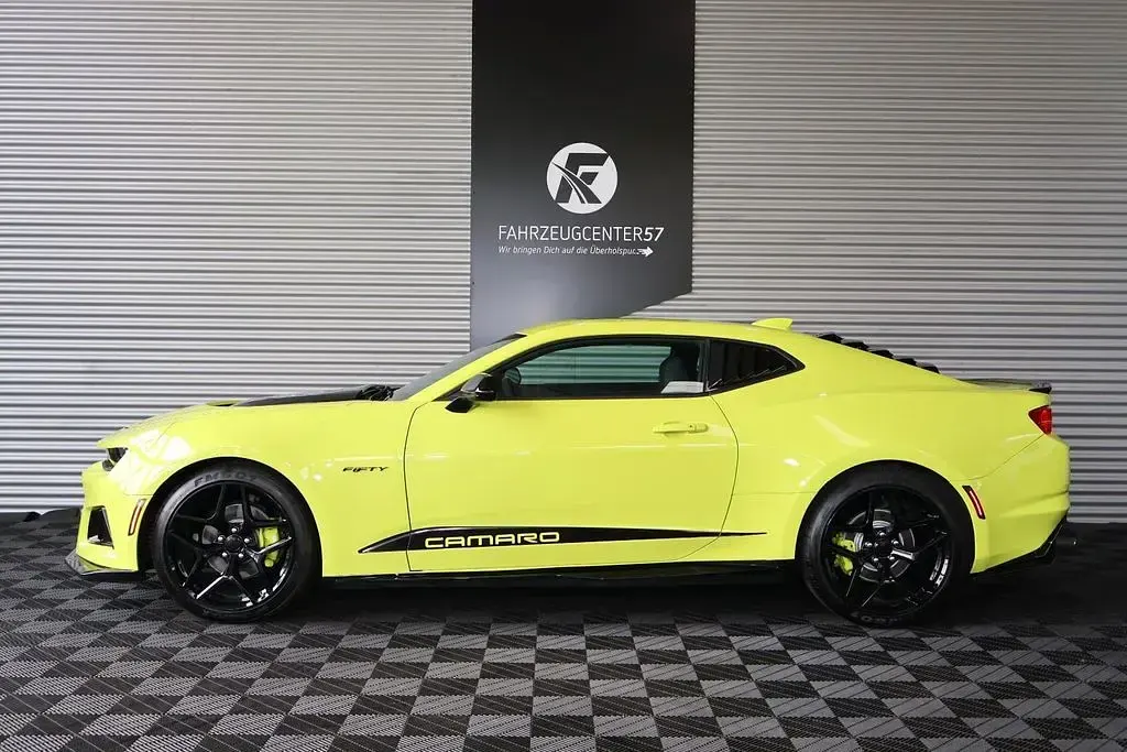 Gebraucht Chevrolet Camaro ZL1 275 PS (202 kW) 2020 Gelb Coupé