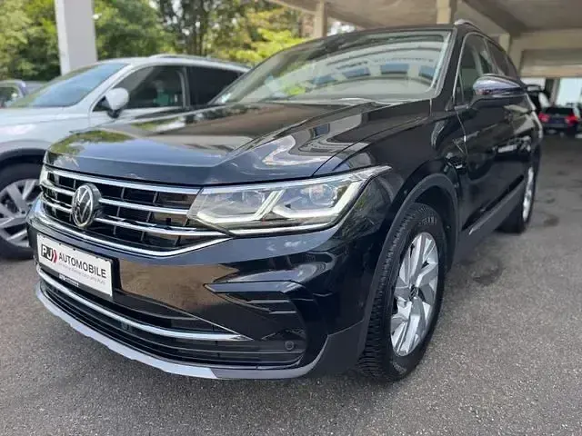 Gebraucht VW Tiguan Allspace Life 150 PS (110 kW) 2023 Andere SUV
