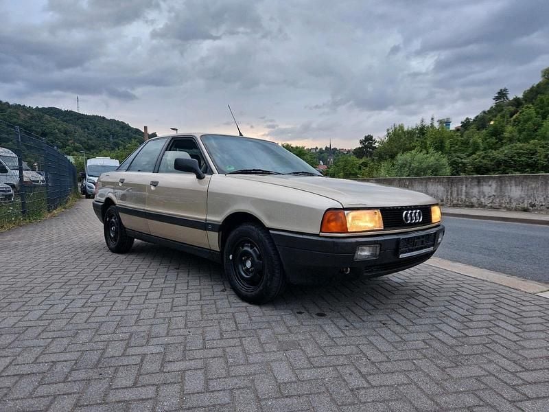 Gold Gebraucht 1991 Audi 80 Limousine | 2.900 € - Bild 1/4