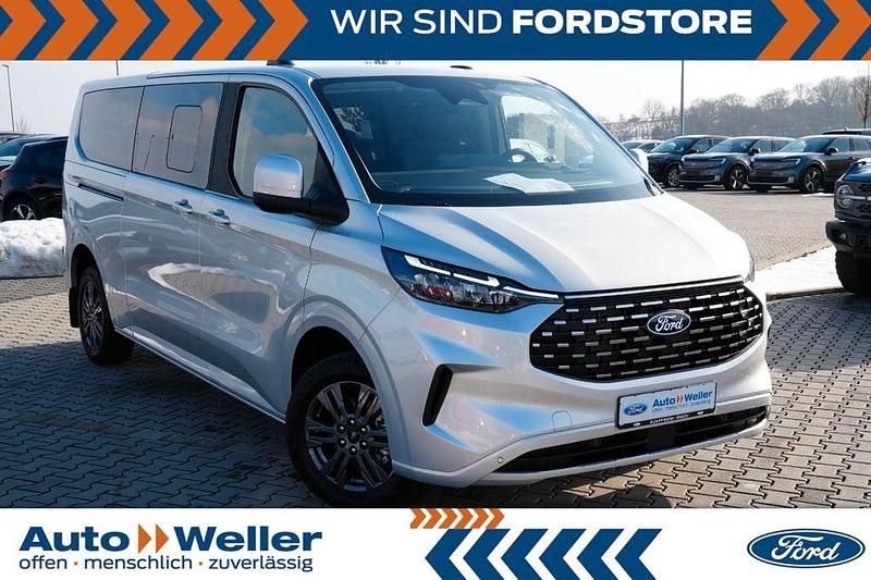 Neu Ford Tourneo Titanium 150 PS (110 kW) 2026 Silber Van / Kleinbus