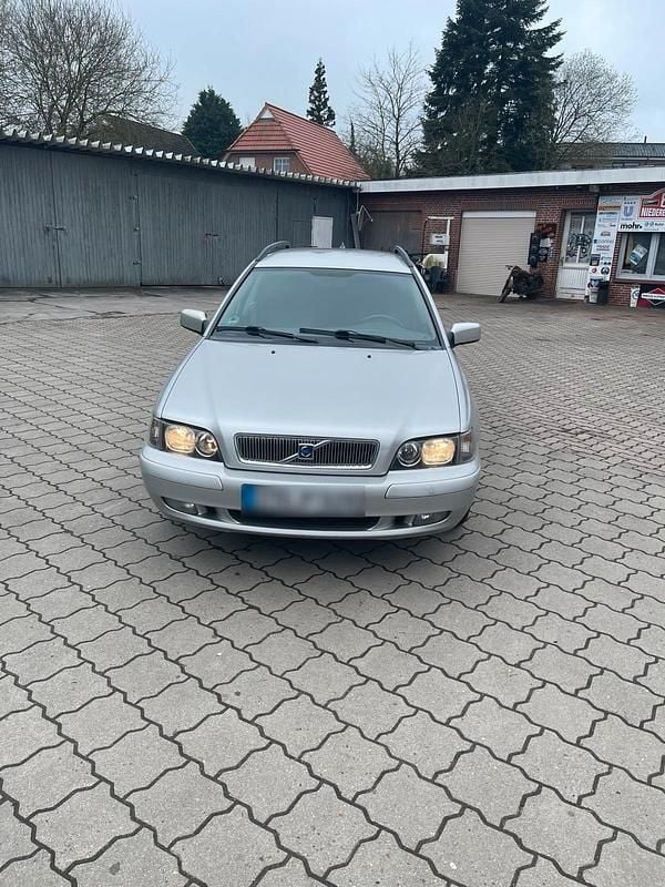 Gebraucht Volvo V40 136 PS (100 kW) 2004 Silber Kombi
