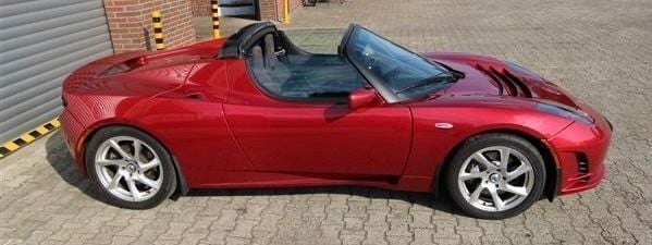 Rot Gebraucht 2012 Tesla Roadster Cabrio | 109.000 € - Bild 1/4