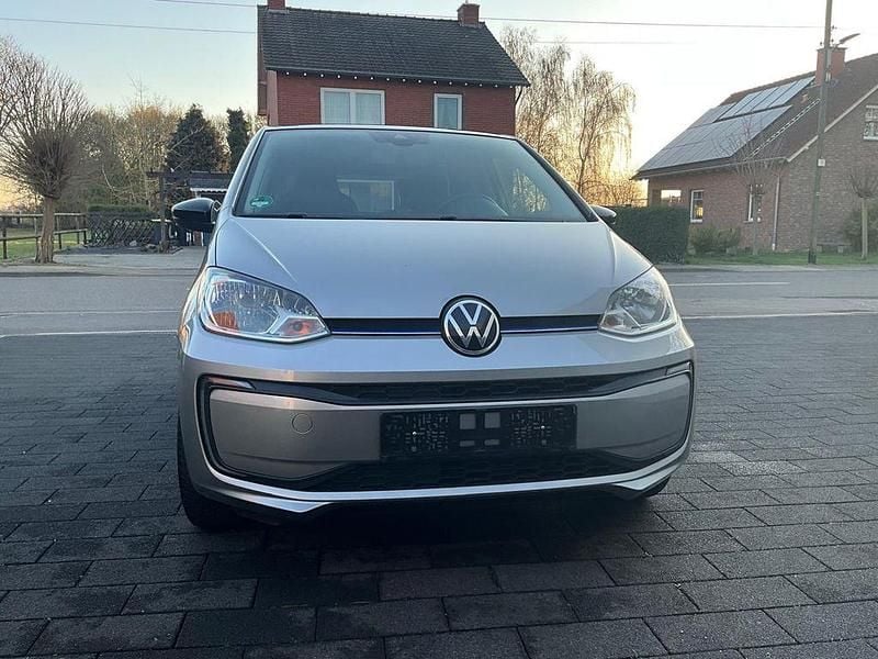 Gebraucht VW e-up! Style 61 kW (83 PS) 2021 Grau Kleinwagen
