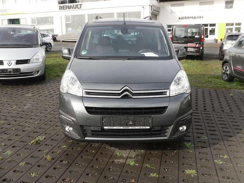Gebraucht Citroën Berlingo PureTech 110 PS (80 kW) 2017 Grau Van / Kleinbus