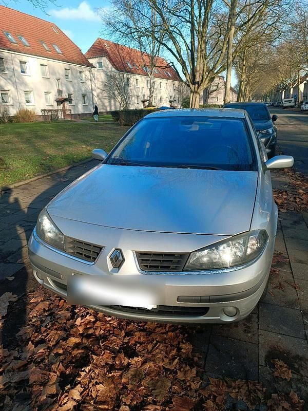Gebraucht Renault Laguna III 135 PS (99 kW) 2007 Silber Limousine