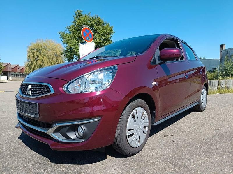 Rot Gebraucht 2016 Mitsubishi Space Star Diamant Edition Limousine | 5.800 € (Guter Preis) - Bild 1/4