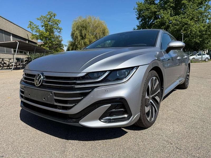 Gebraucht VW Arteon R-line 200 PS (147 kW) 2022 Pyritsilber metallic Kombi