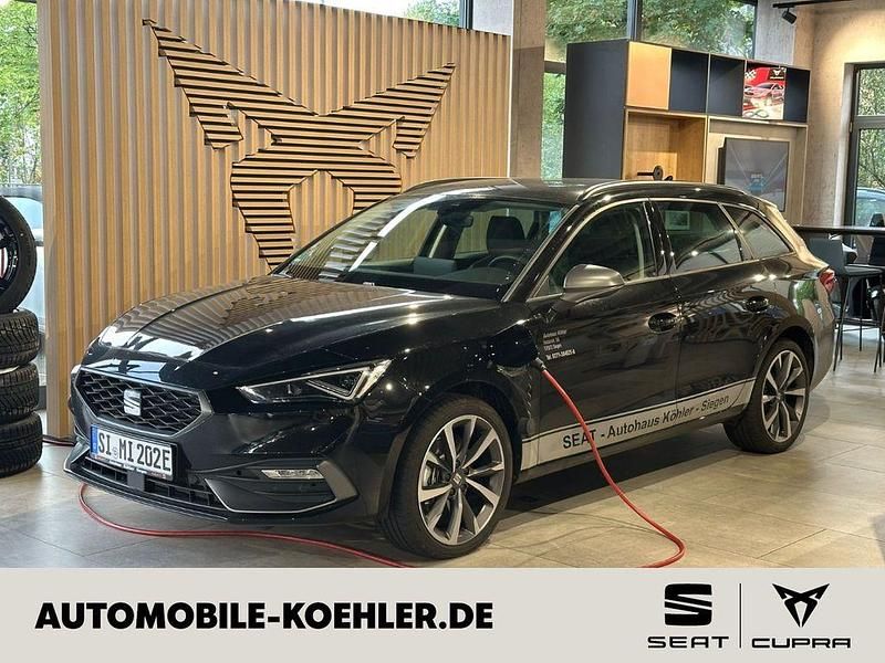 Schwarz Gebraucht 2025 Seat Leon Limousine | 36.990 € (Teuer) - Bild 1/4