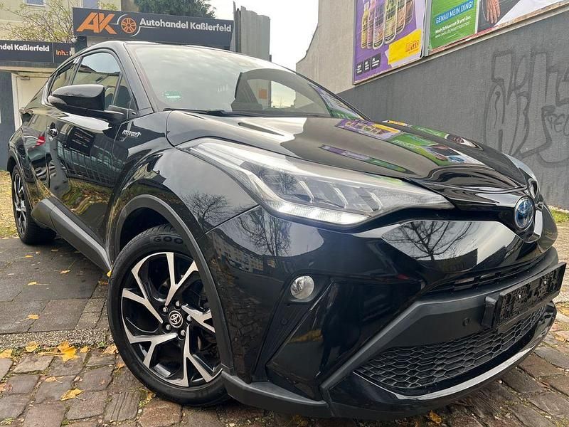 Schwarz Gebraucht 2021 Toyota C-HR Team SUV | 18.890 € (Superpreis) - Bild 1/4