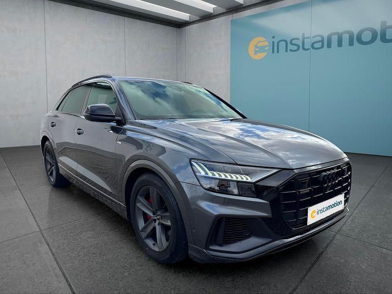 Gebraucht Audi Q8 381 PS (280 kW) 2022 Grau SUV