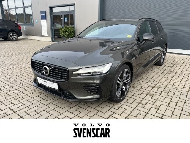 Grau Gebraucht 2021 Volvo V60 R-Design Kombi | 35.490 € (Teuer) - Bild 1/4