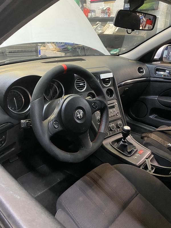 Grau Gebraucht 2006 Alfa Romeo 159 Kombi | 5.350 € - Bild 1/4
