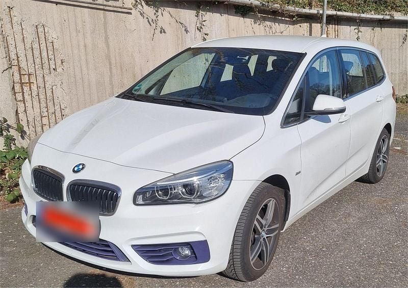 Gebraucht BMW 218 Gran Tourer Advantage 136 PS (100 kW) 2016 Weiß Van / Kleinbus
