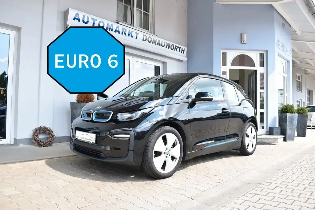 Gebraucht BMW i3 Comfort Edition 125 kW (170 PS) 2022 Schwarz Kleinwagen