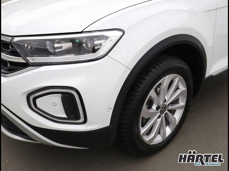Gebraucht VW T-Roc Style 150 PS (110 kW) 2024 Pure white, solid SUV