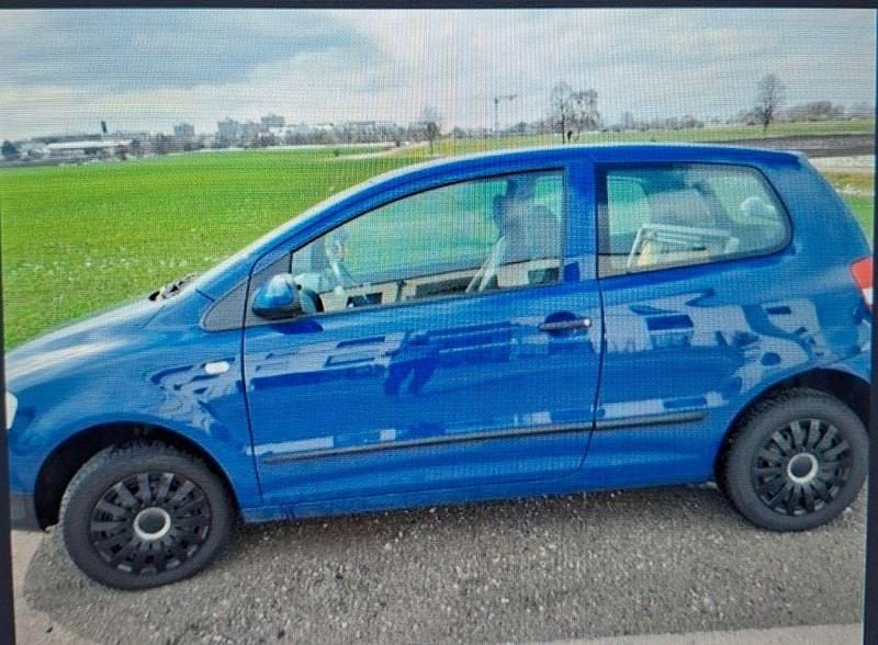 Blau Gebraucht 2006 VW Fox Kleinwagen | 2.500 € (Etwas zu teuer) - Bild 1/1