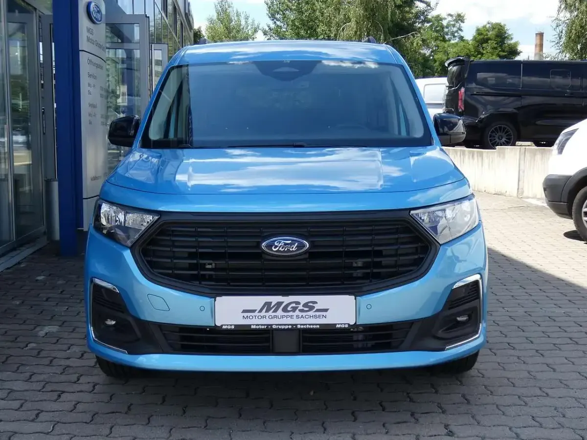 Neu Ford Tourneo Connect Titanium 116 PS (85 kW) 2026 Boundless blue Van / Kleinbus