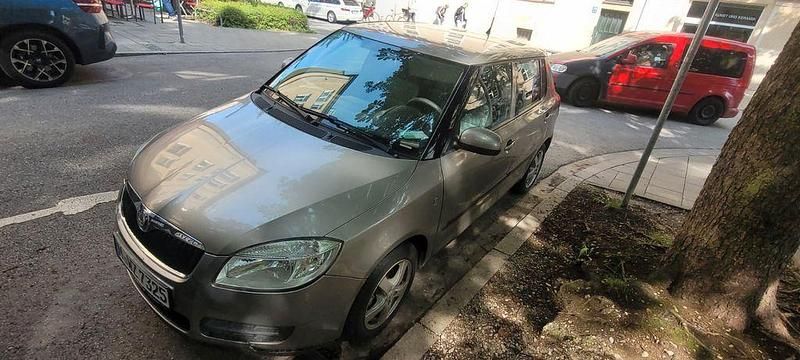 Beige Gebraucht 2008 Skoda Fabia Cool Edition Limousine | 1.350 € (Superpreis) - Bild 1/4