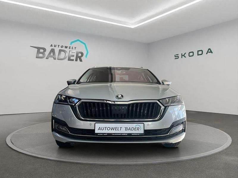 Gebraucht Skoda Octavia Style 150 PS (110 kW) 2022 Brillantsilber metallic Kombi