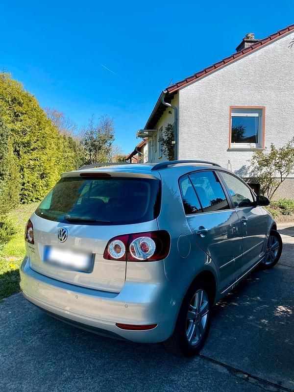 Gebraucht VW Golf VII Match 80 PS (58 kW) 2012 Silber Limousine