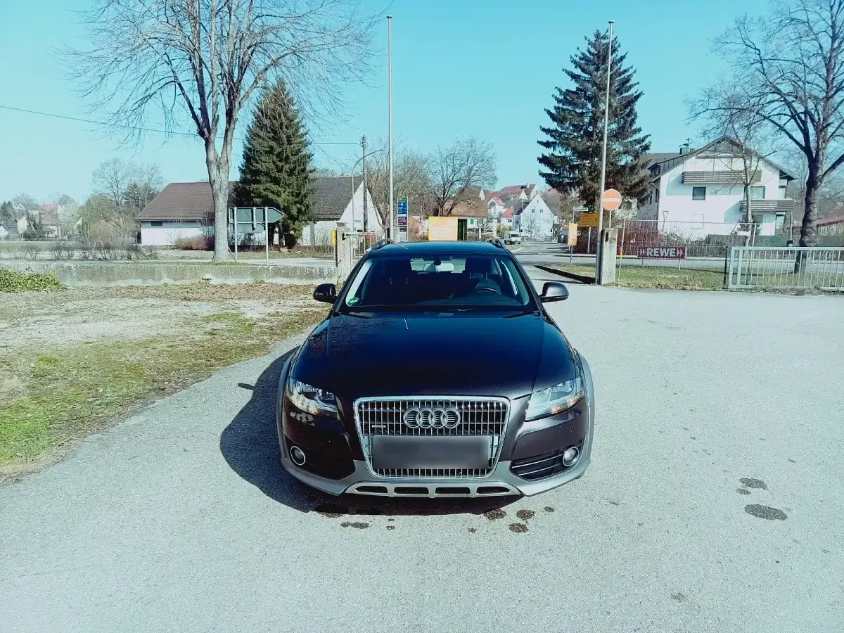 Gebraucht Audi A4 Allroad 143 PS (105 kW) 2011 Grau Kombi