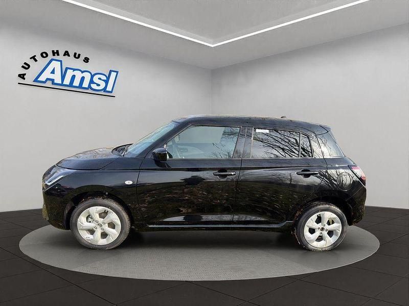 Neu Suzuki Swift Comfort+ 83 PS (61 kW) 2026 Schwarz Kleinwagen