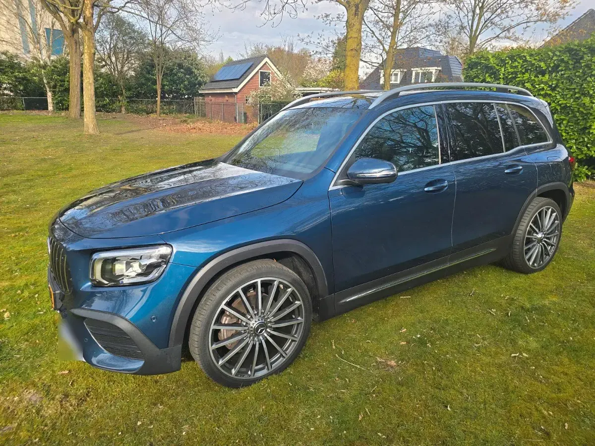 Gebraucht Mercedes GLB250 AMG 225 PS (165 kW) 2020 Blau SUV