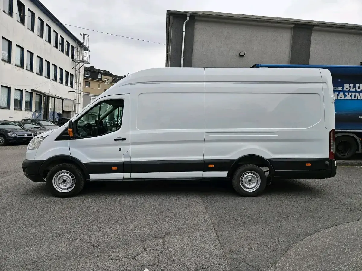 Gebraucht Ford Transit 130 PS (95 kW) 2015 Weiß Van / Kleinbus